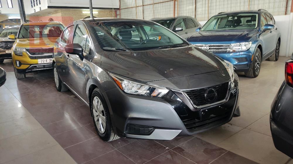 Nissan Versa